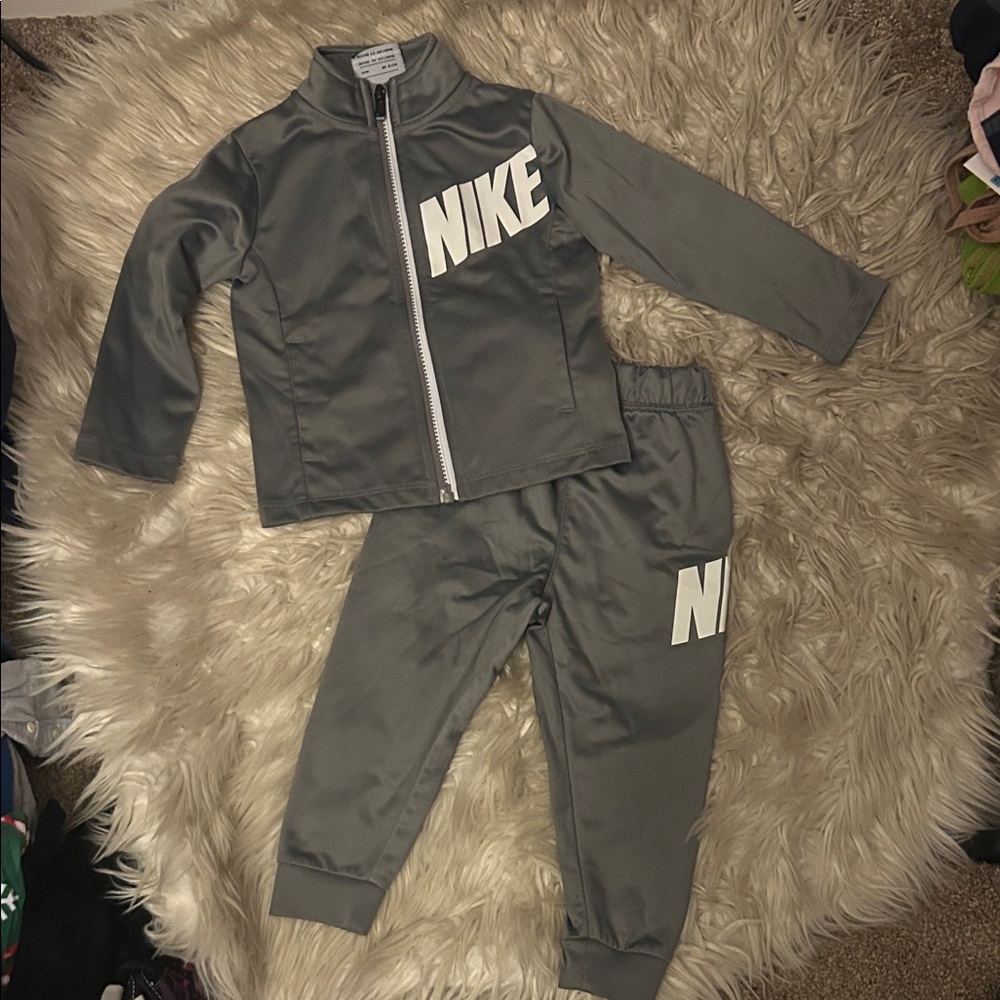 Nike Kids' Gray Tracksuit Set size 24 months